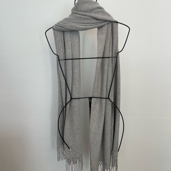 Nordstrom 100% Cashmere Scarf - Picture 3 of 3